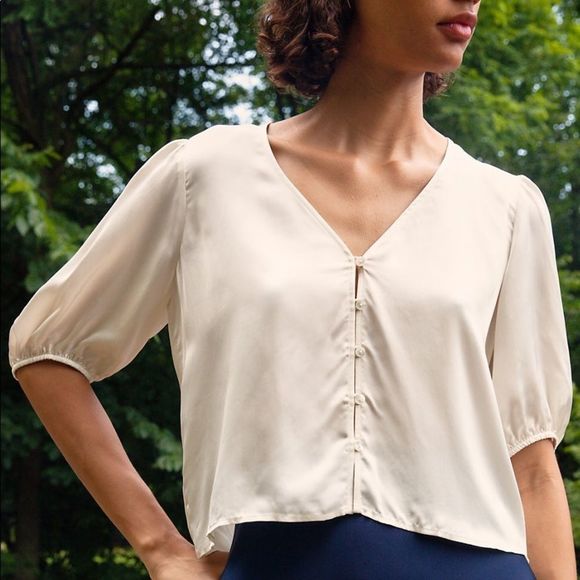 Aritzia Tops - Aritzia Wilfred Free Bria Ivory Blouse with Pearl Buttons. NWOT